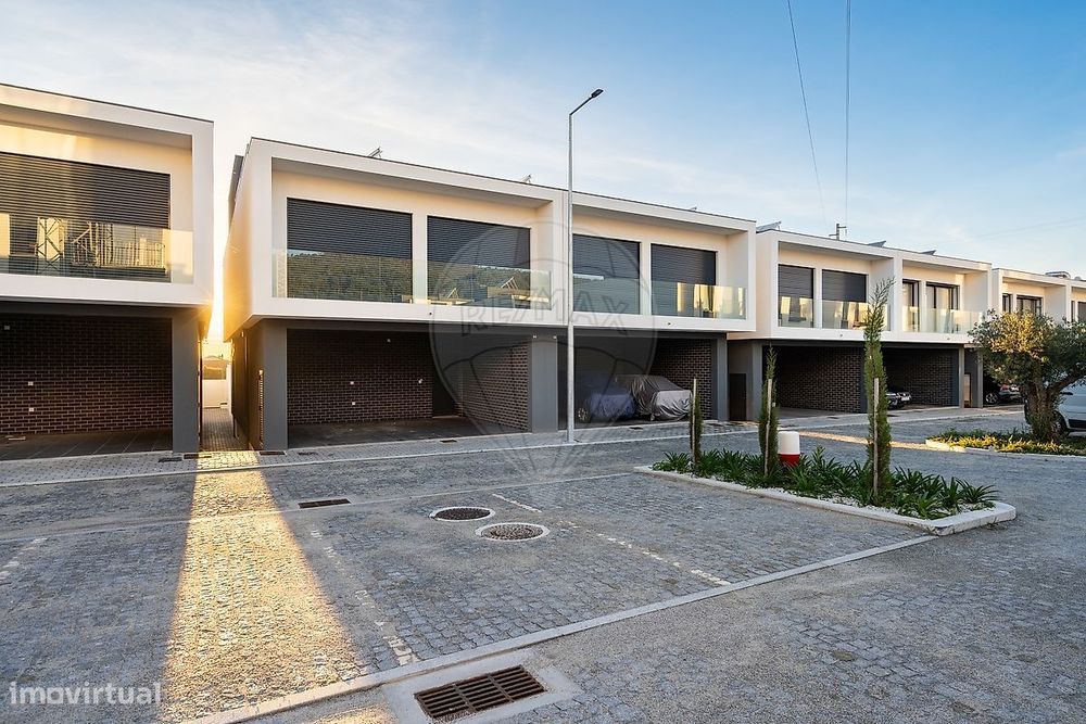 Moradia T4 para venda — Esposende, Marinhas E Gandra, Braga