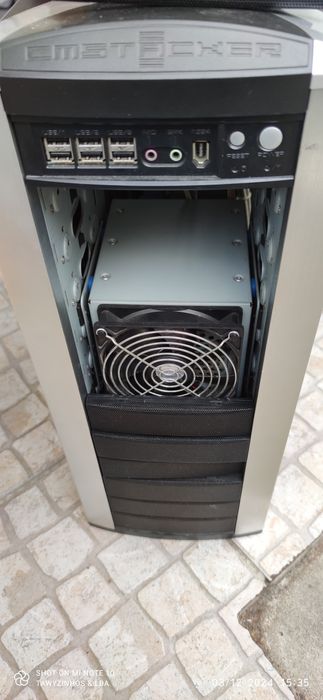 Computador (caixa) servidor ou Games