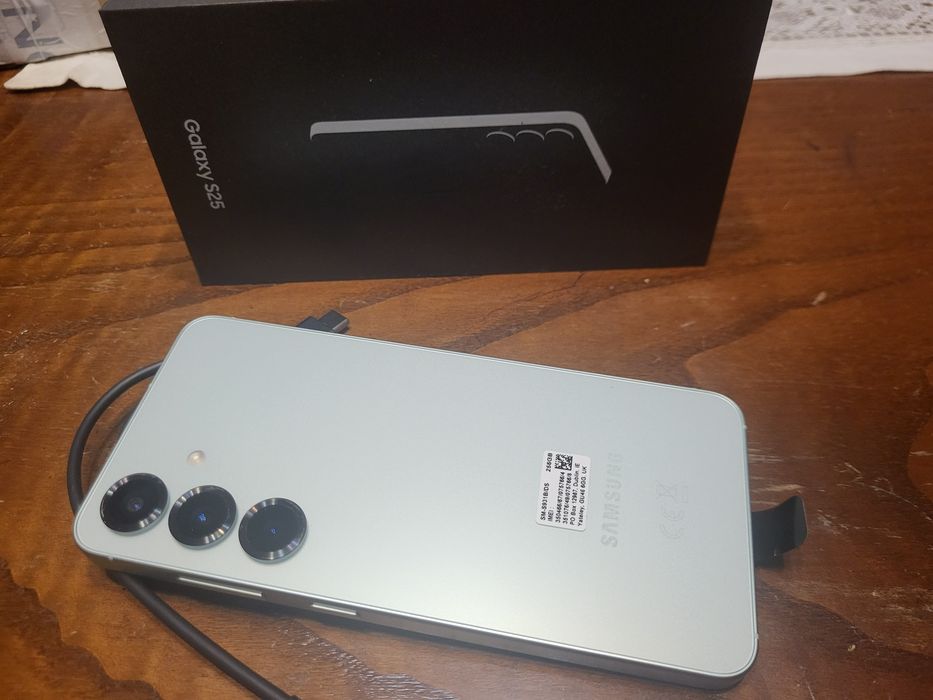 Samsung galaxy s25 256g