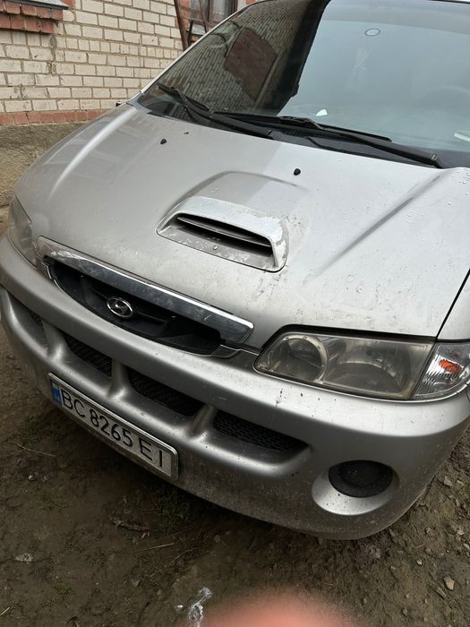 Hyundai h200 2.5 2003
