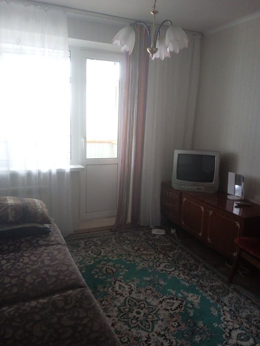 Без комунальних,Виноградар,пр.Свободи,з балконом