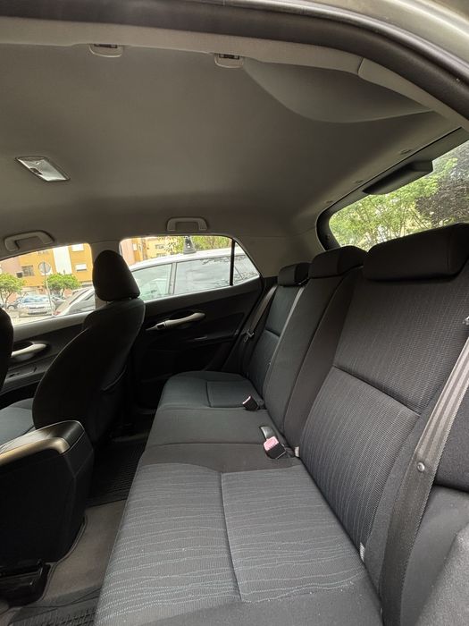 Toyota Auris 1.4 Gasolina
