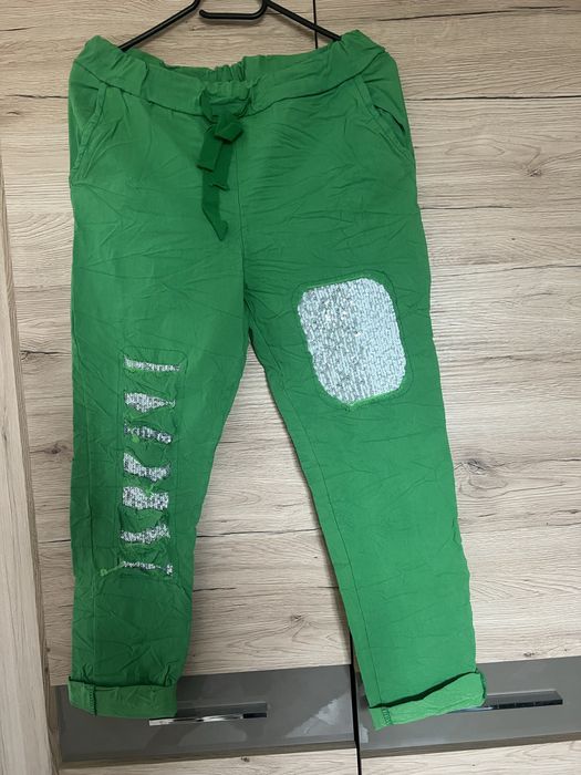 Super spodnie mega  sprężyste !