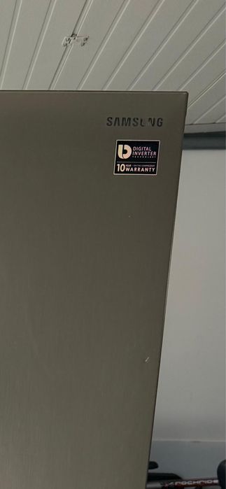 Frigorífico americano Samsung com dispensador de gelo e água