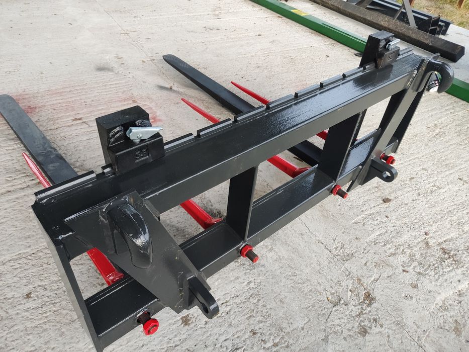 paleciak z 4 tulejami o udźwigu 3 tony- metaltechnik różne mocowania