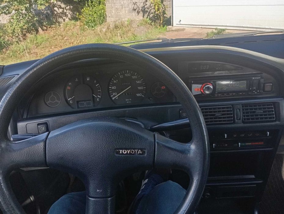 Toyota corolla 1.8d comercial