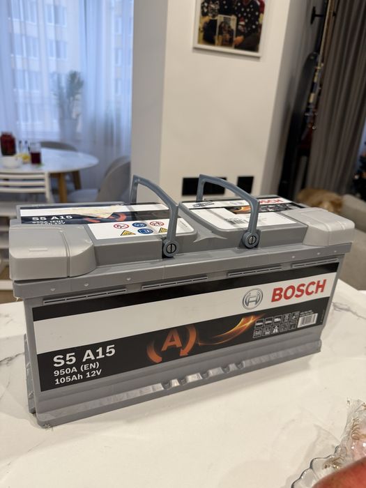 Акумулятор автомобільний Bosch S5 A15 105А 12 B «+» праворуч