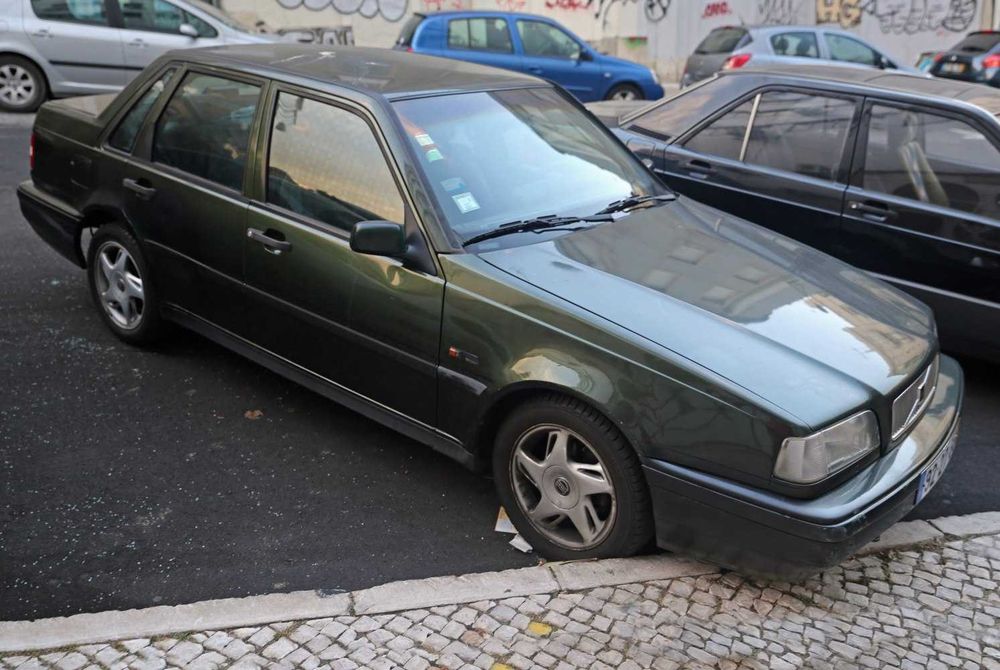 Кузовщина Вольво 460 пороги кузов двері капот арки та інші запчастини Volvo 460
