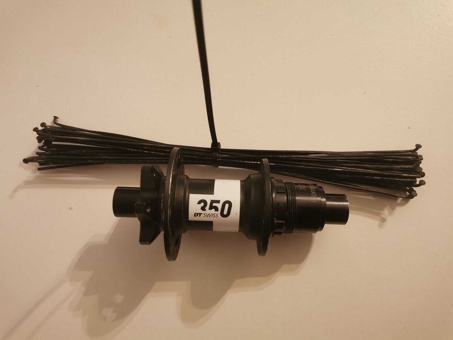 dt swiss 350 w dobrej kondycji