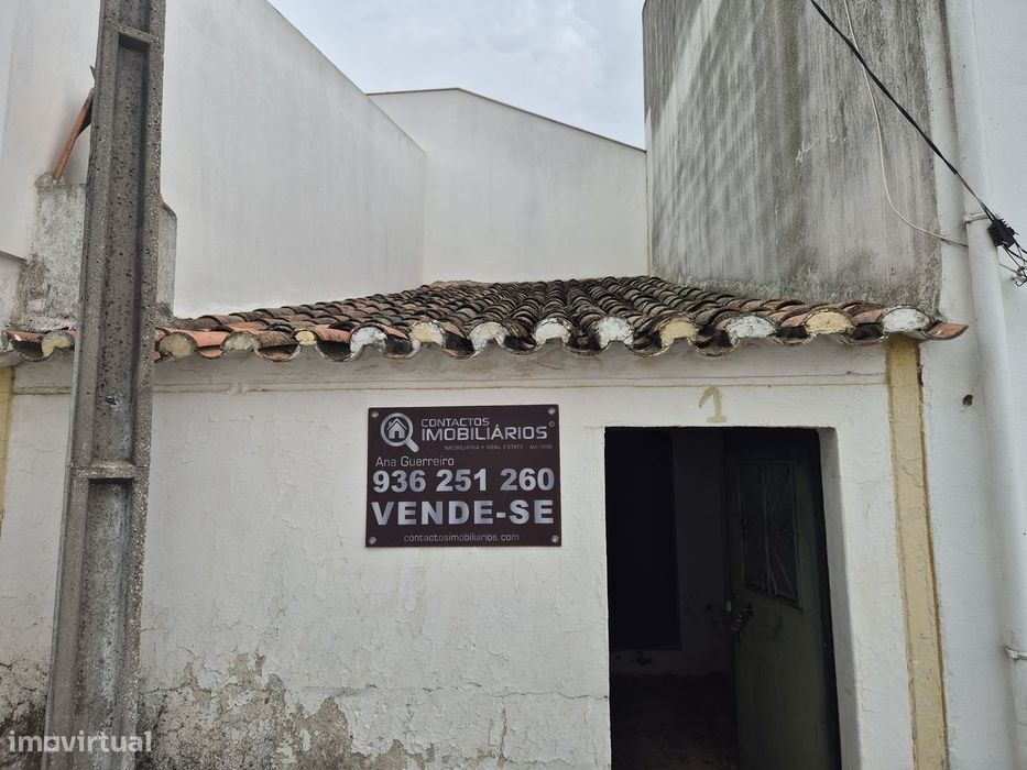 Moradia terrea V1 para  fazer 1o andar na Aldeia dos Fernandes