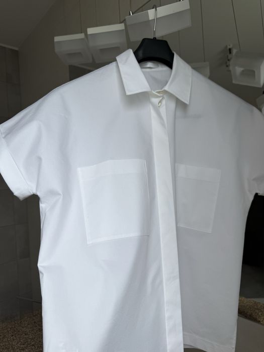 Сорочка Hugo Boss.          Cos