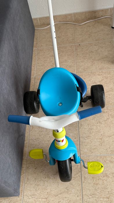 Triciclo Snoby Seminovo