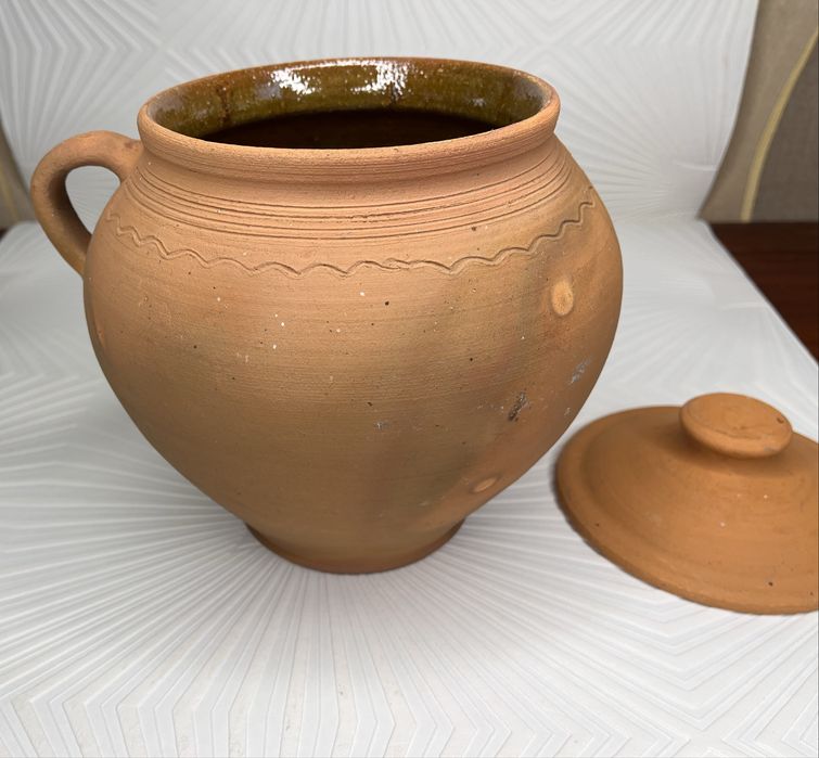 Глечик глиняний