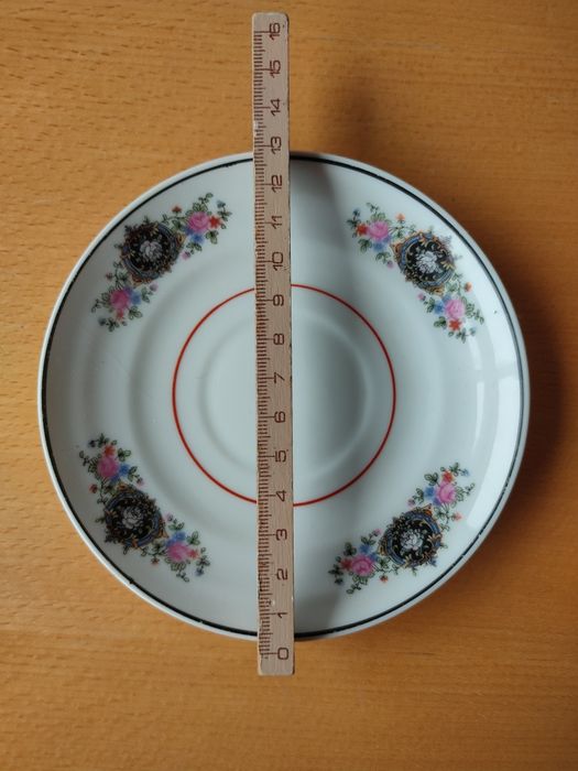 Conjunto de peças em cerâmica da "Candal".