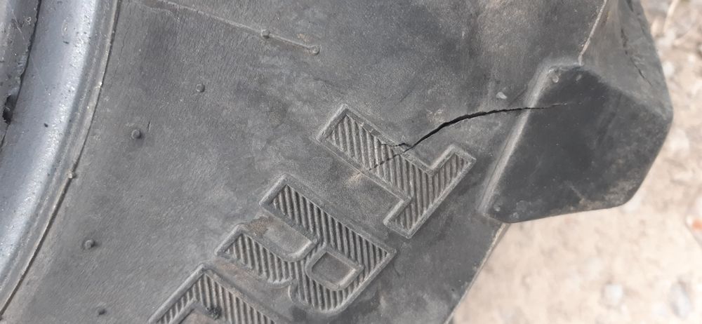Opony do ciągnika 280/70 R16