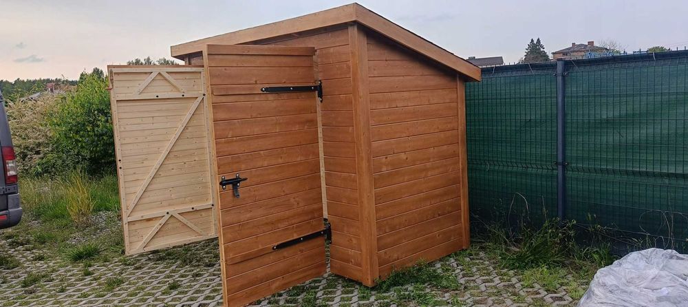 Wiata Garaż Domek Narzędziowy Schowek na Kosze na śmieci Czytaj opis.