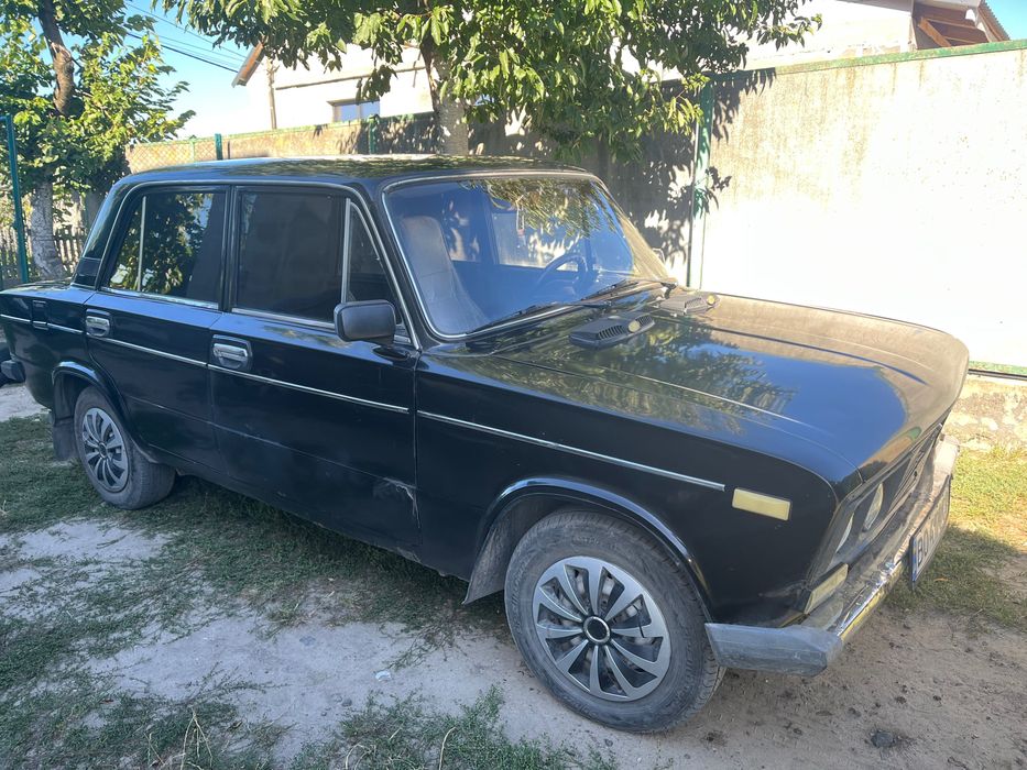 Автомобіль ВАЗ 2106