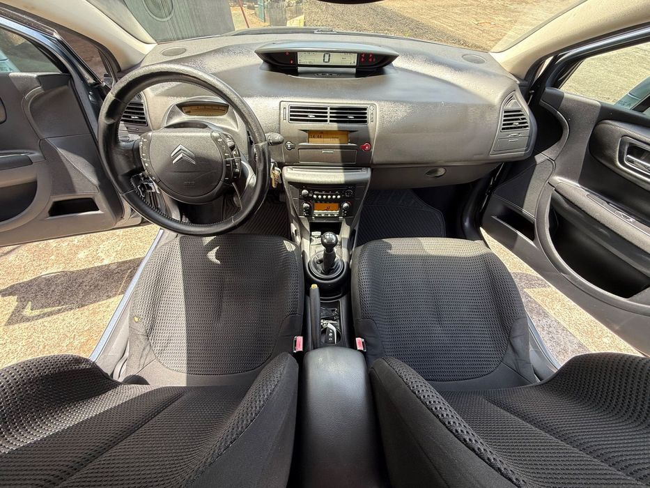 Citroën C4 1.6 HDi 110 VTR Pack