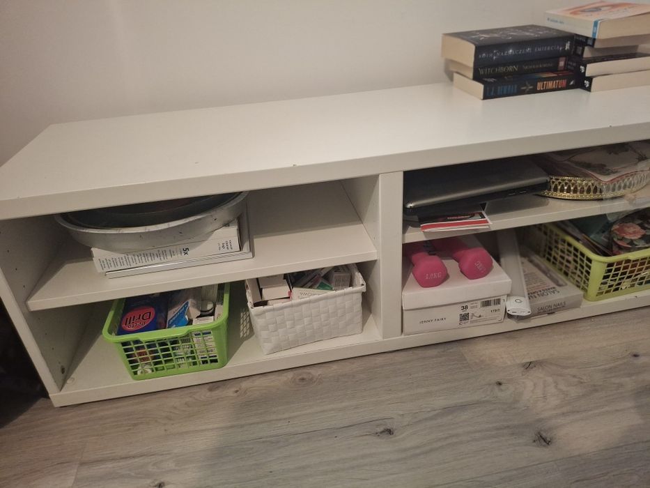 Regał biały pod tv