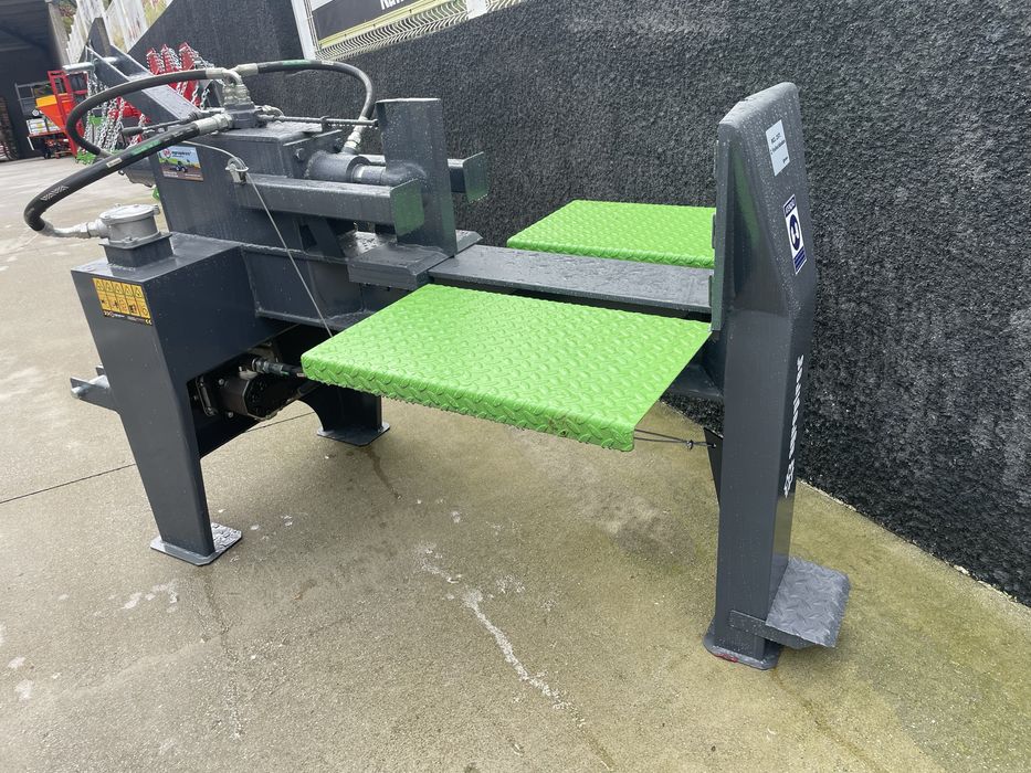 Rachador de lenha 25 ton.