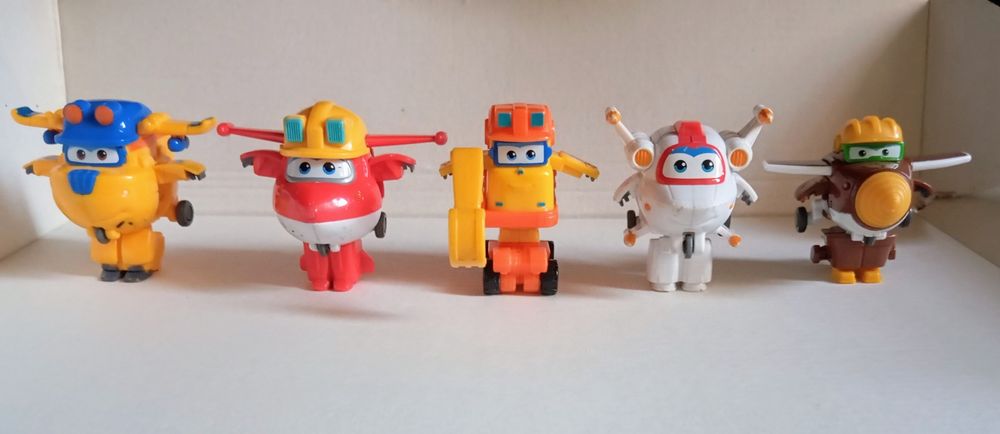 Super wings Flip N Fly e Tranformers.