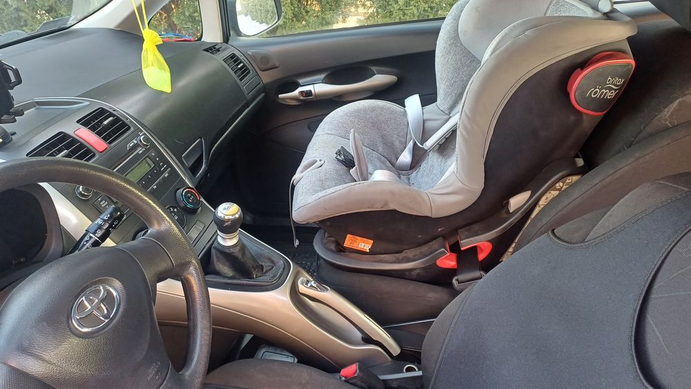 Toyota Auris 2009 r Gaz