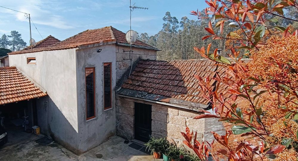Moradia em Pedra em fase de Restauro