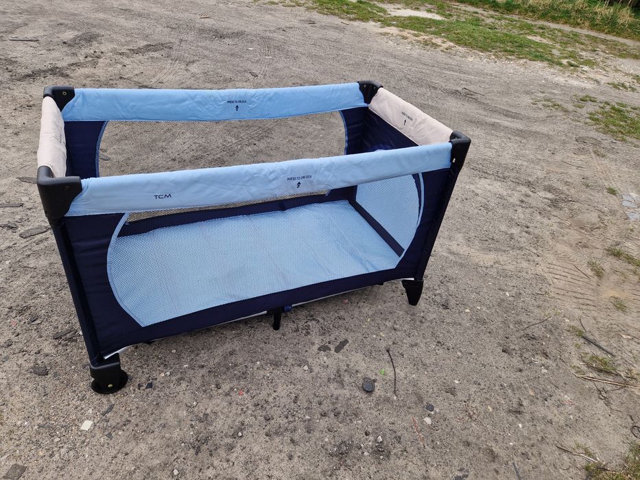 Łóżeczko turystyczne