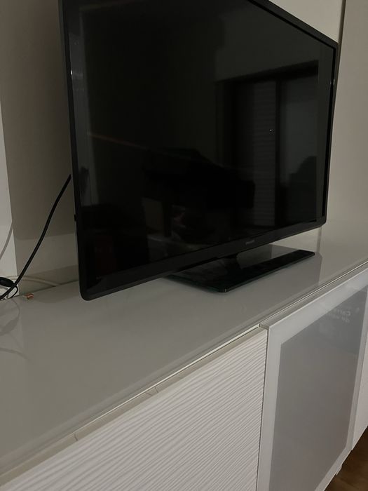 Aparador/Móvel TV + Móvel Vertical com prateleiras e portas em vidro