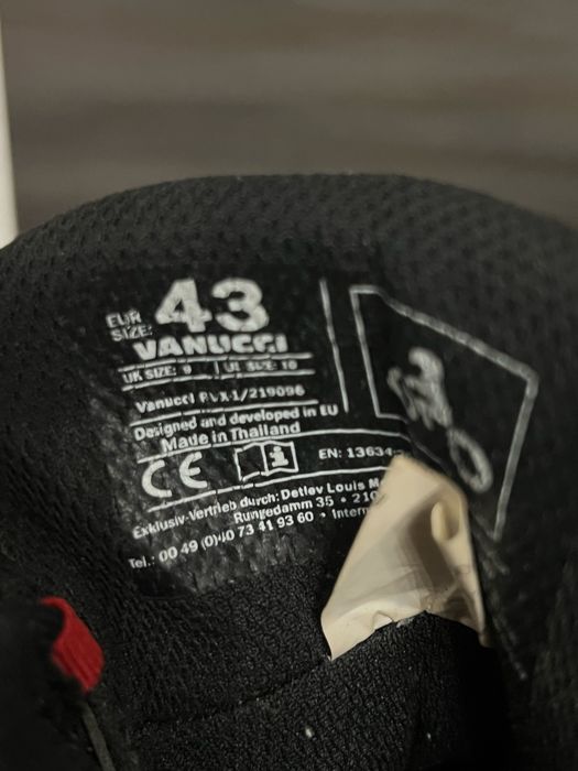 Buty Vanucci RVX-1 rozm 43