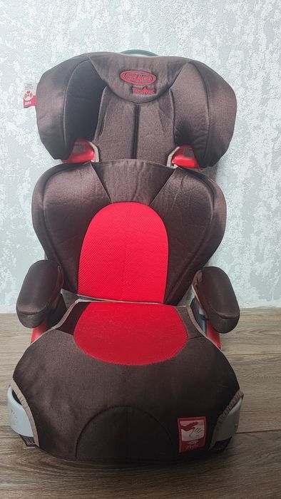 Дитяче авто крісло Graco