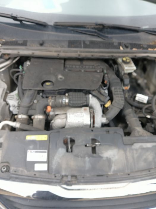 Шрот розборка авто запчастини Пежо 308 t9 Peuqeot 308