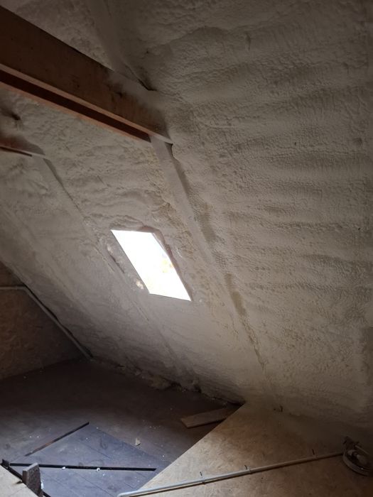 Ocieplenia Pianą PUR/ Nadmuch Celulozy oraz Wełny