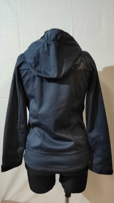 C/41 Kurteczka bluza First B rozm 152