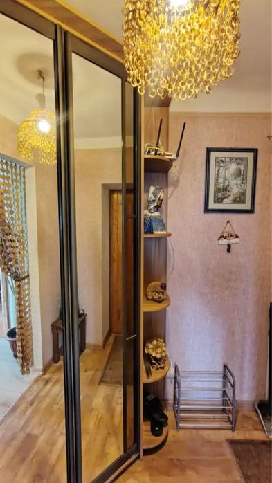 Продам 3-к квартиру с ремонтом Левый берег проспект Слобожанский