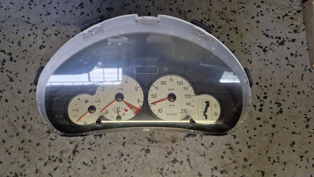PEUGEOT 206 LICZNIK 9645096980 AUTOMAT