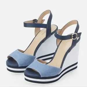 Sandálias de cunha da Aldo