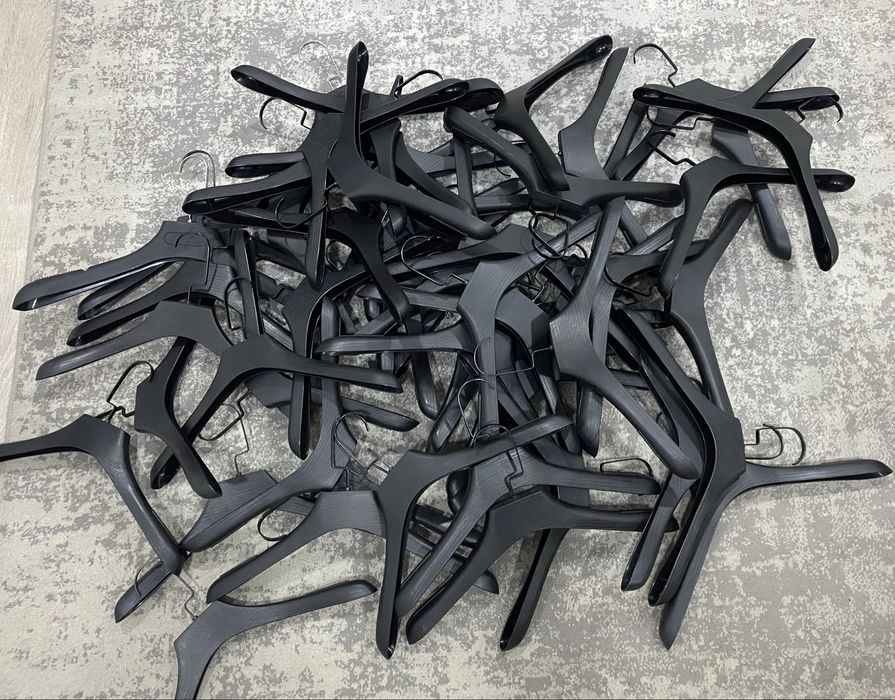 Cabides de adulto64284146334083123