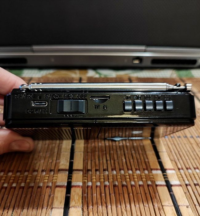 Радиоприемник XHDATA D 328 FM/AM/SW , MP3 Bluetooth SD card, чип DSP