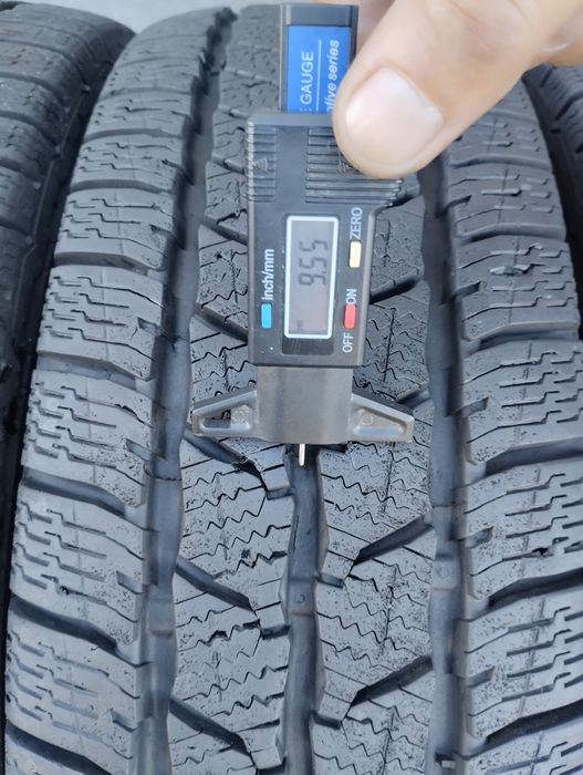 Продам шини 195/70R15C