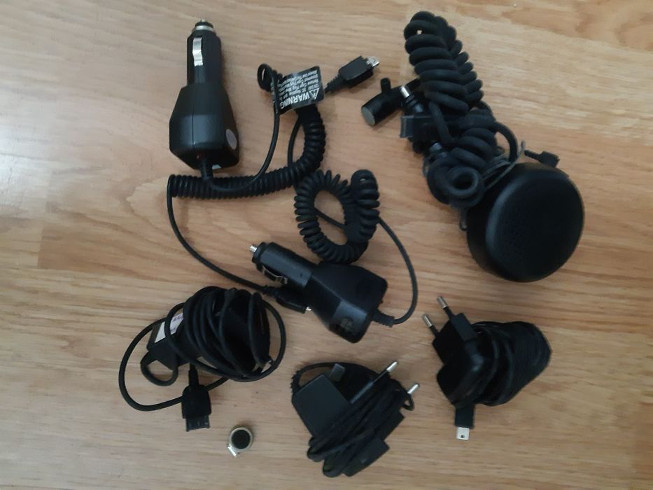 Carregadores diversos - todos 10 Eur.