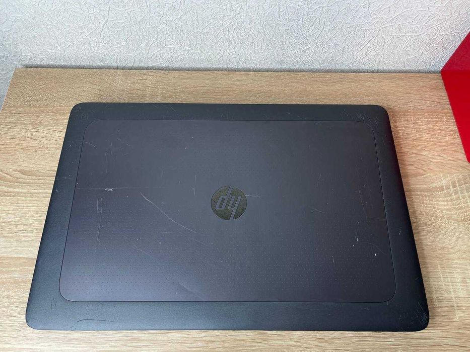 Ноутбук hp zbook 17 g3-intel core i7-6820hq-4gb nVidia 4 ГБ