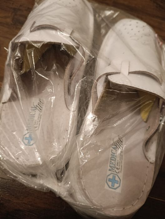 Medical Line : Buty medyczne -rozmiar 42 Nowe