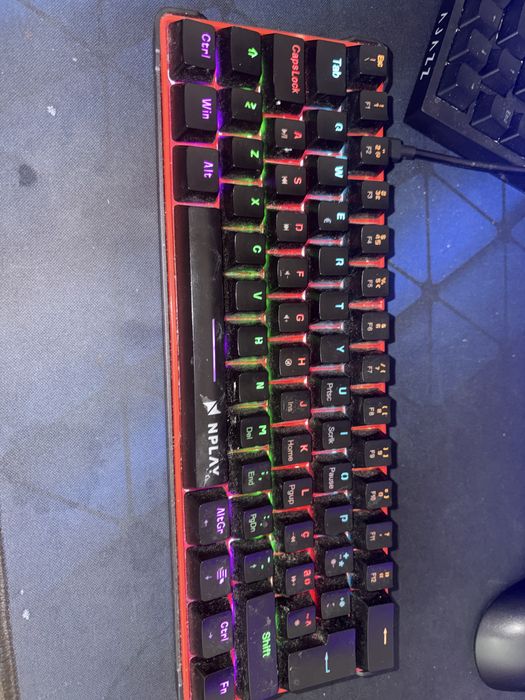 Mini Teclado Gaming NPLAY Conquer 3.0 RGB (Mecânico - Português - Preto)