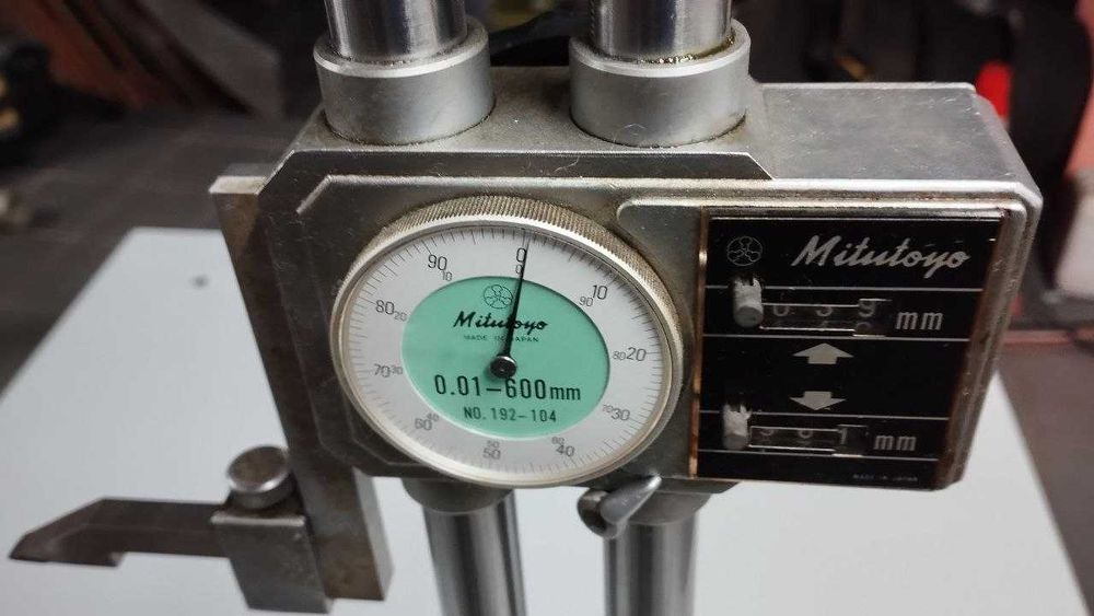 calibre de altura Mitutoyo 192-104 usado