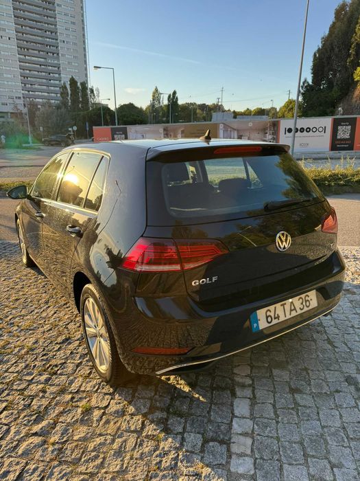VW Golf VII (7,5) 1.6 TDI 115cv Comfortline | Manutenção Certificada