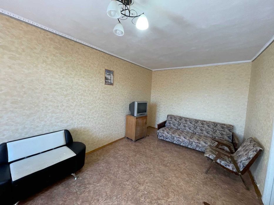 Продаю двухкомнатную квартиру на Колодезной ( Марк-Плаза) и1