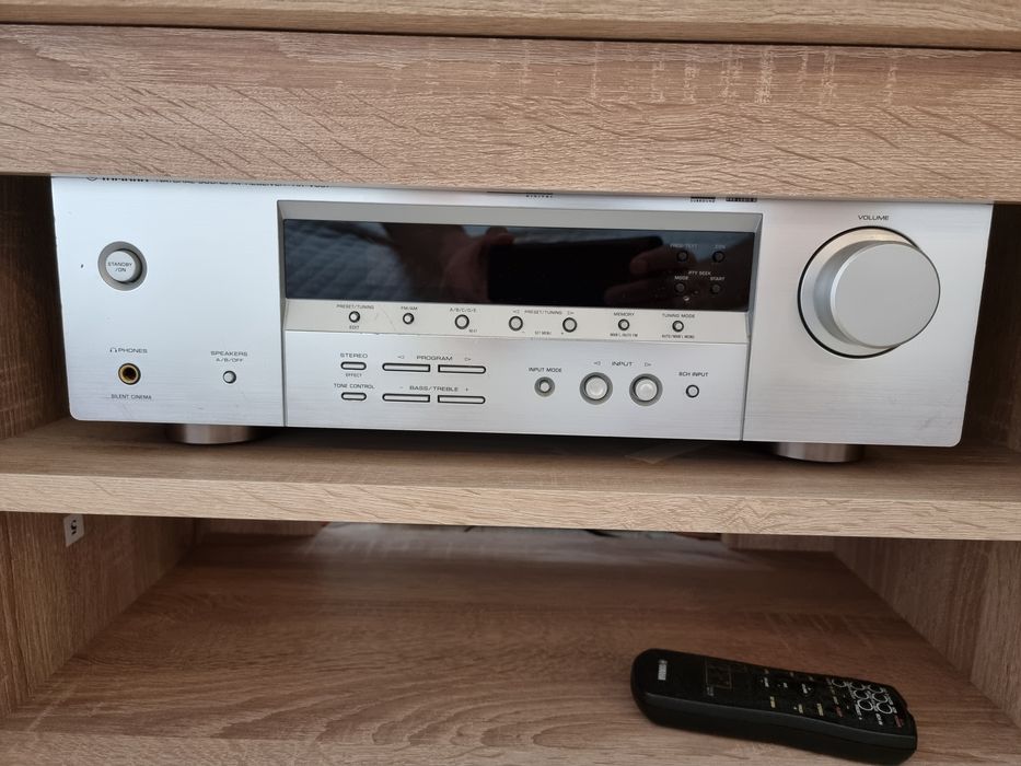 Ресивер Yamaha RX-v357