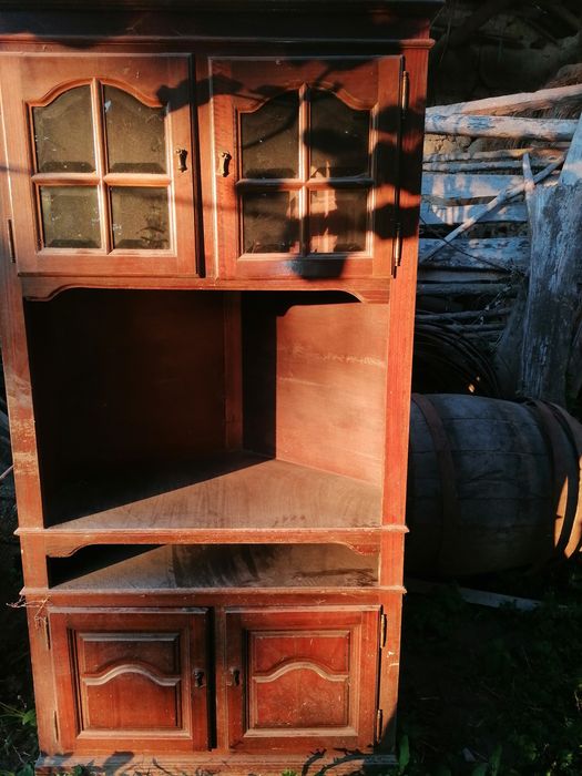 Bar antigo e Pipos antigos de vinho