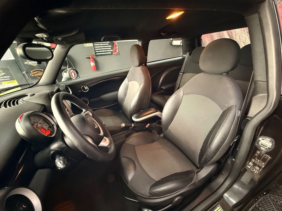 MINI 3 Doors523505820731320325